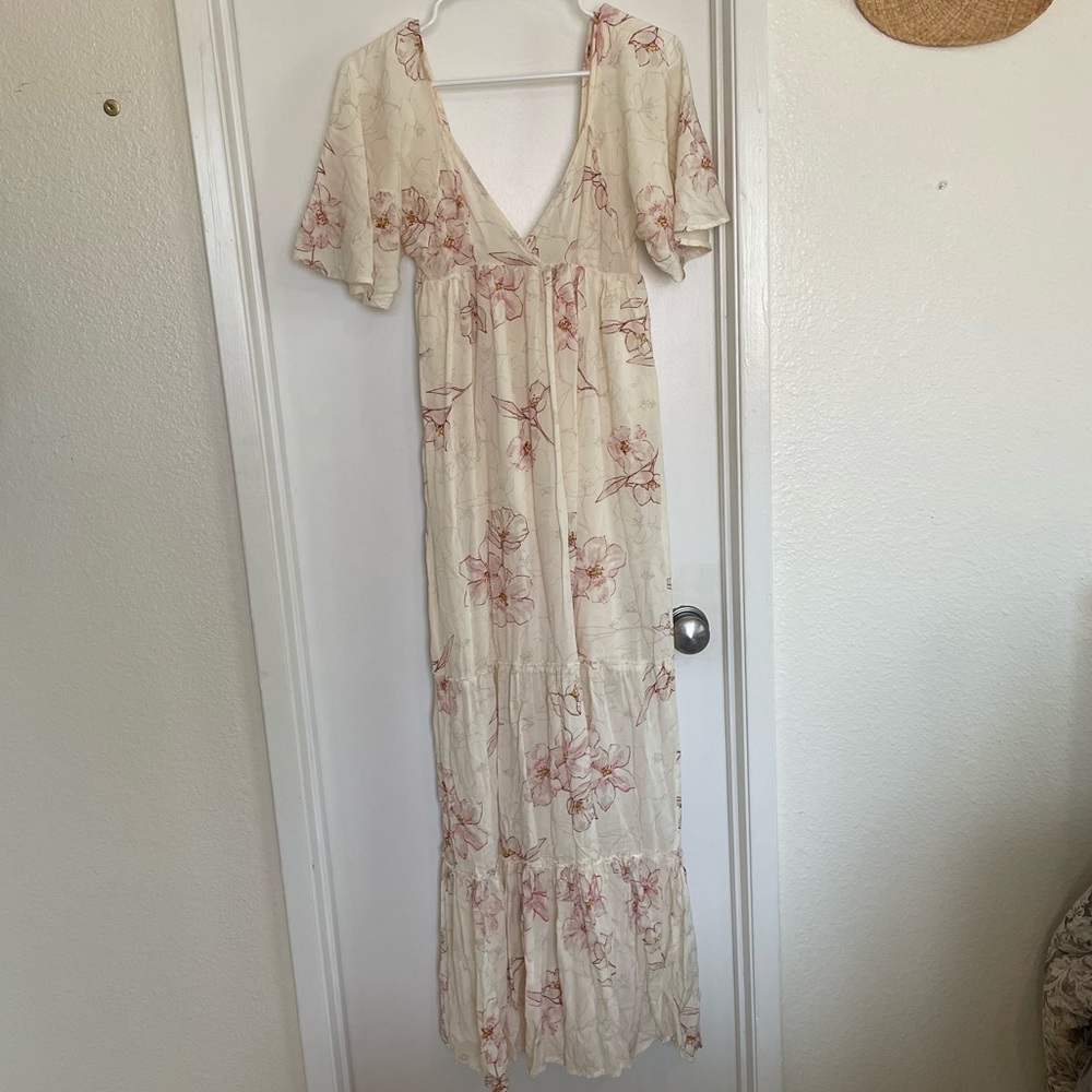 Billabong Floral Maxi Dress in Cream and Pink